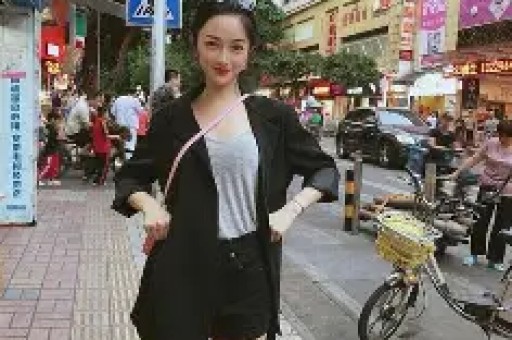 “鸡排哥”人设崩塌彻底跨界